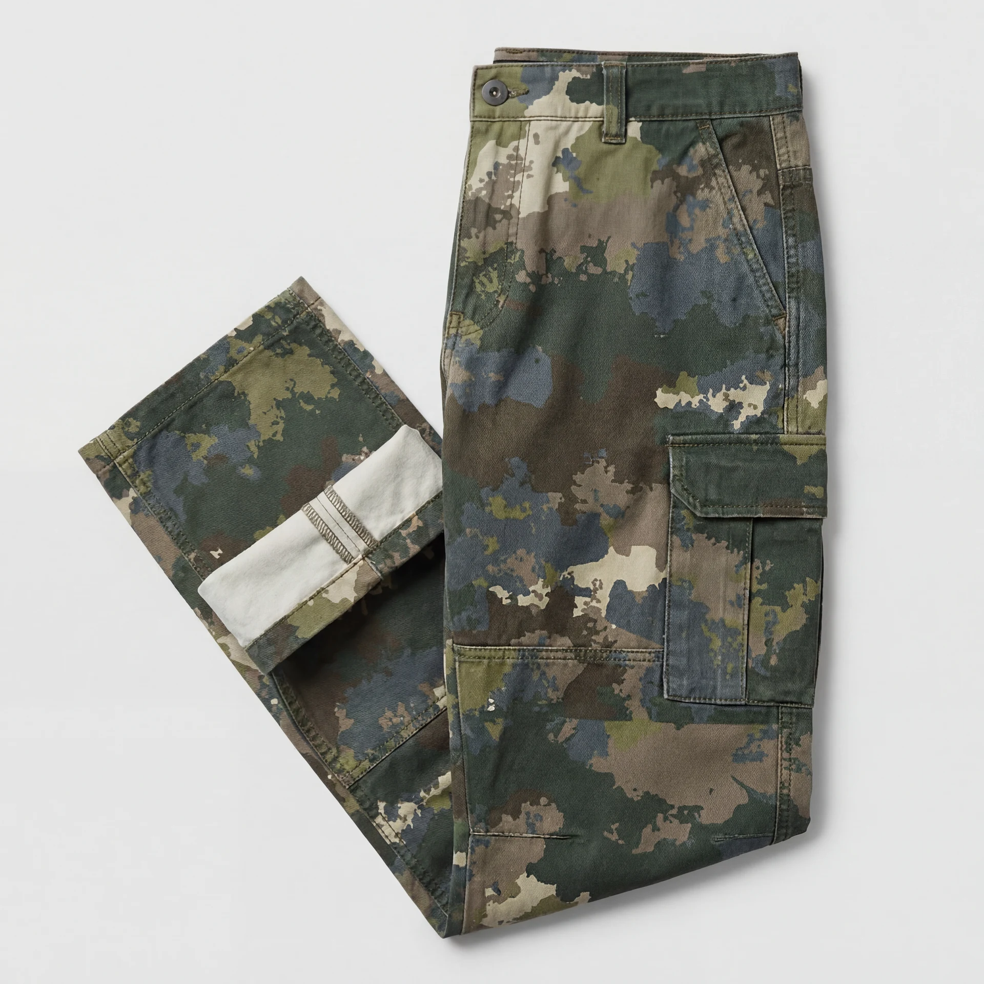 Camo cargo trousers — flat detail