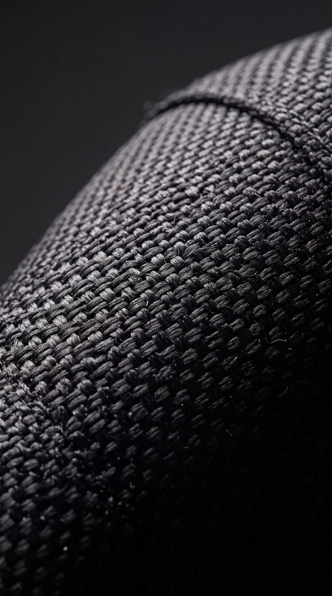Technical fabric — shoulder construction